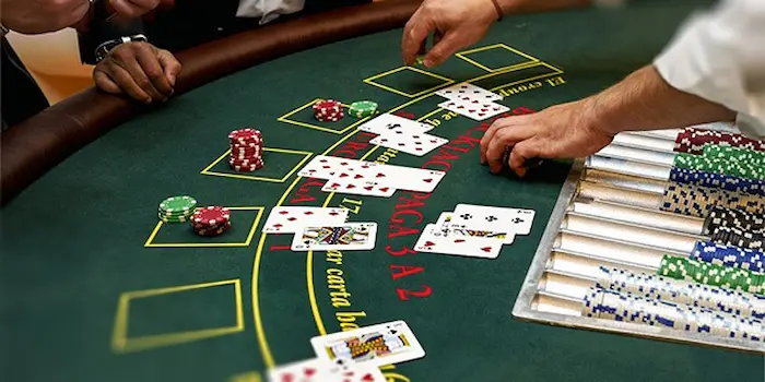 Poker Tips and Tricks from the Masters